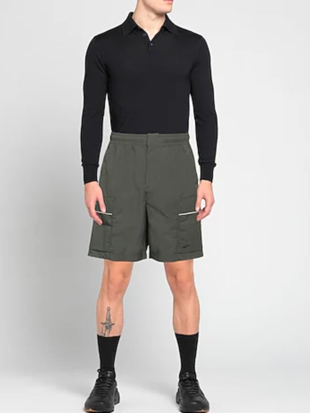 Nike Sportswear Style Essentials Woven Utility Shorts, Dark Green - Size Small